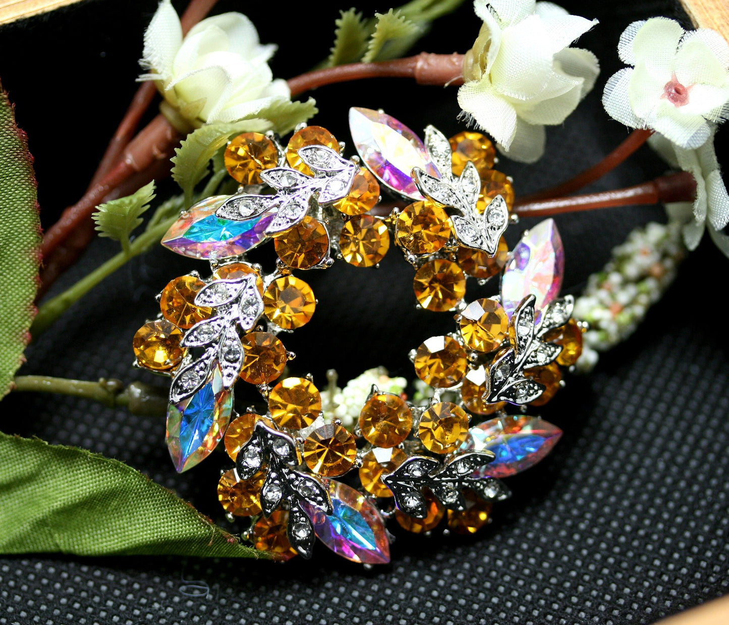 Vintage Luxury Crystal Exquisite Rhinestone Gold Wreath Brooch Pin, Round Double Layer Wreath Brooch With AB Stone, Christmas Jewelry Gift