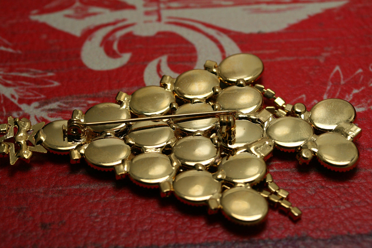 Vintage, Christmas Tree Brooch Pin, Traditionally Christmas Jewelry,