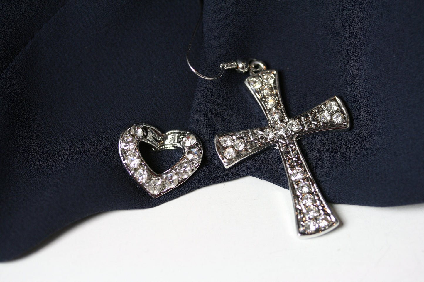 Fashion Heart with Crystal Cross Personality Fishhook Earrings Charm Women Girls