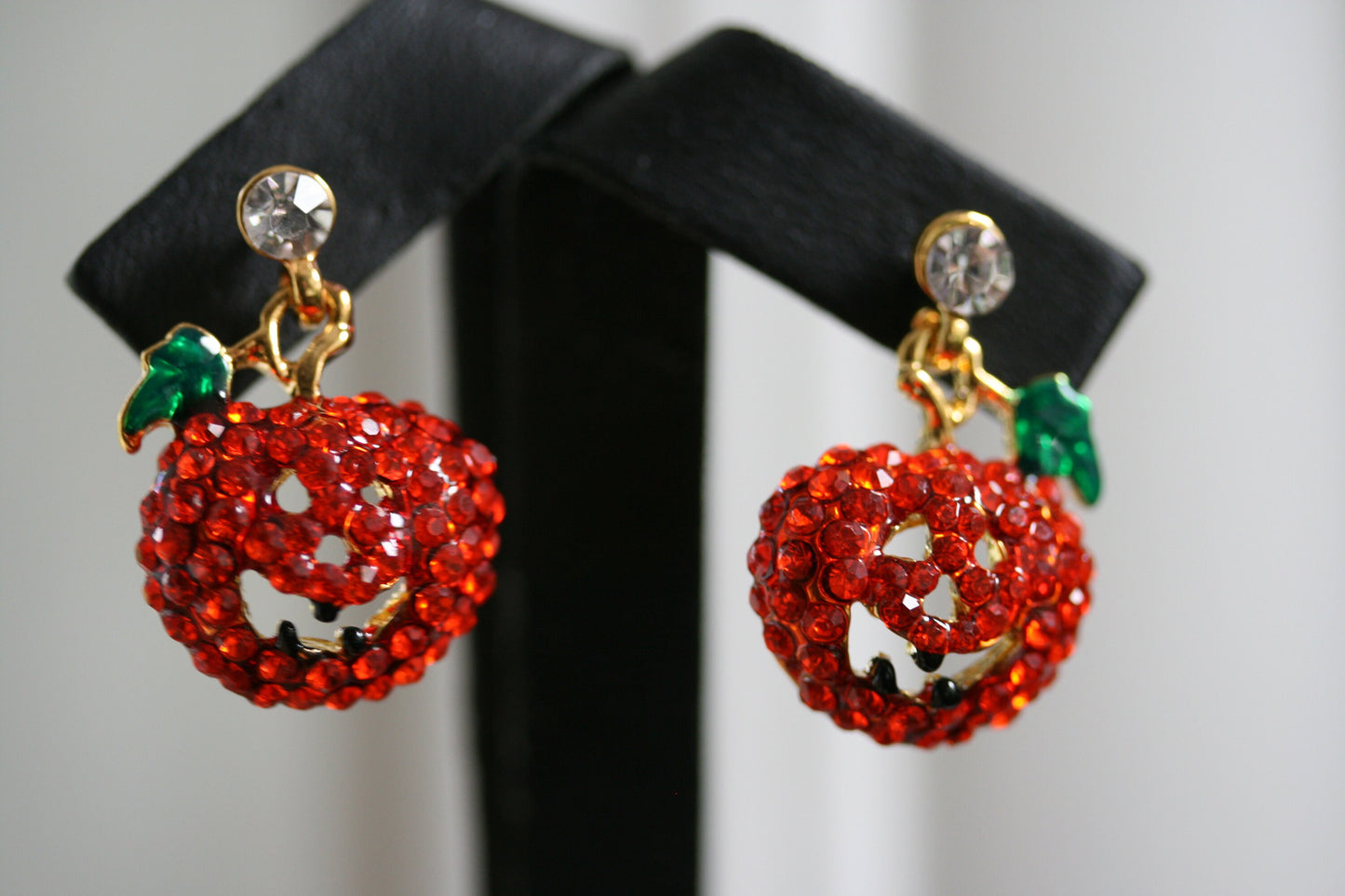 Crystal Ear stud for Girls Fashion Dangle Rhinestone Pumpkin Charms Earrings For Halloween Gifts