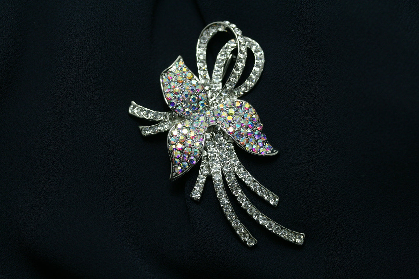 Clear Rhinestone Flower Brooch Pins Fashion Silver Tone Crystal Flower Wedding Corsage Party Jewelry Brooches Bridal Bouquet Pins