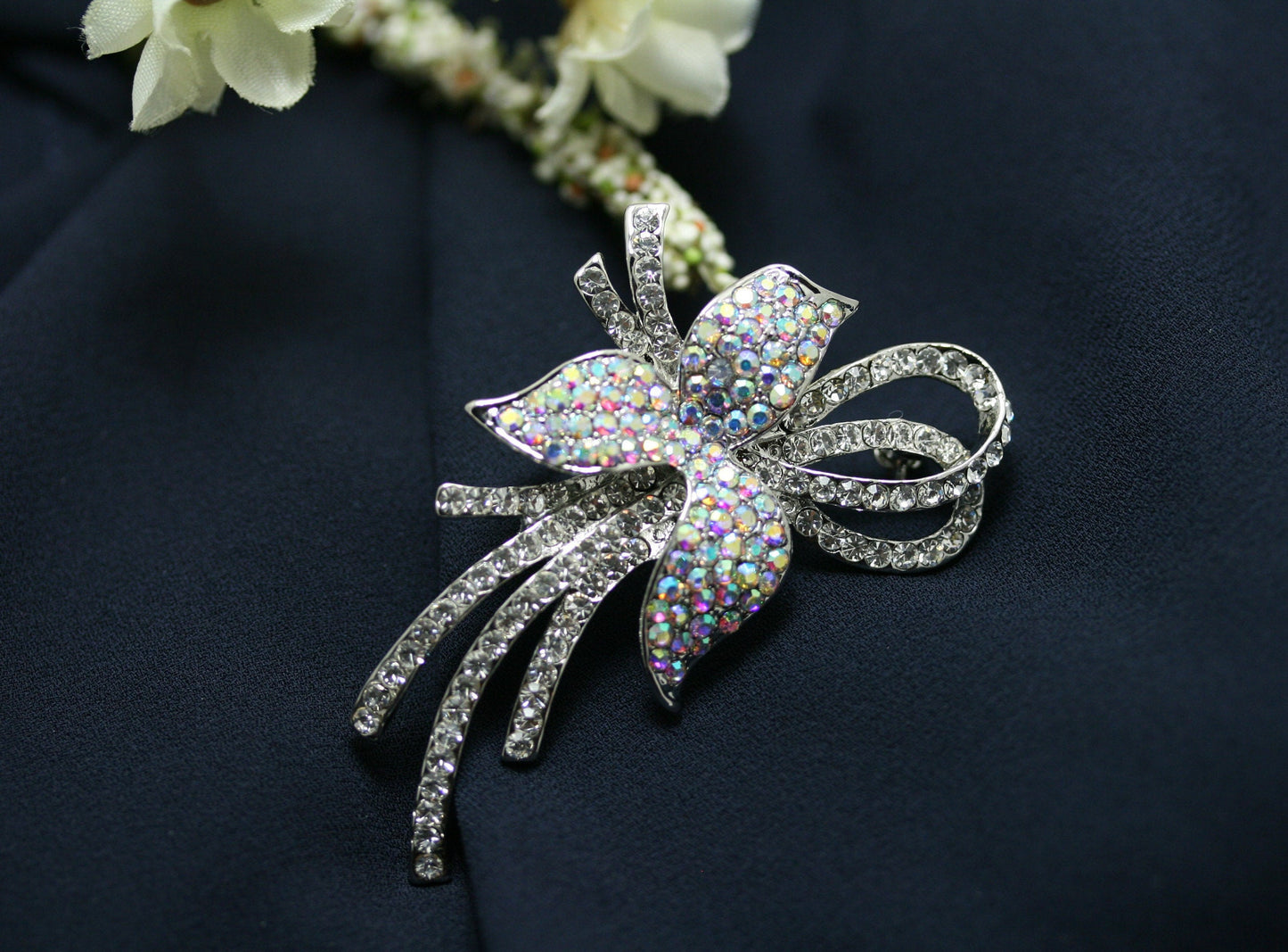 Clear Rhinestone Flower Brooch Pins Fashion Silver Tone Crystal Flower Wedding Corsage Party Jewelry Brooches Bridal Bouquet Pins