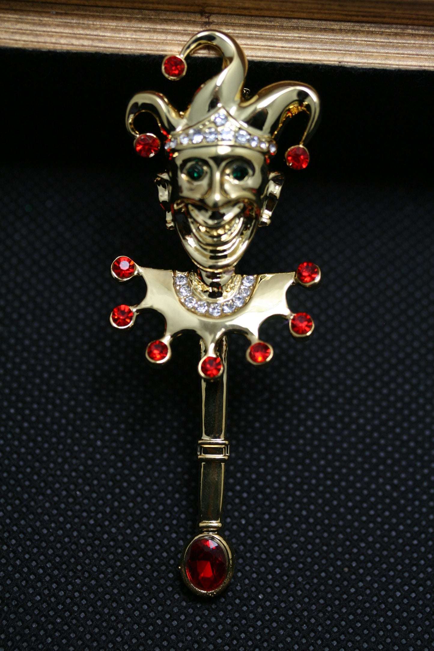 Rhinestone Clown Brooch Pin, Crystal Clown Face Pin Smiling Elegant Clown Lapel Pin