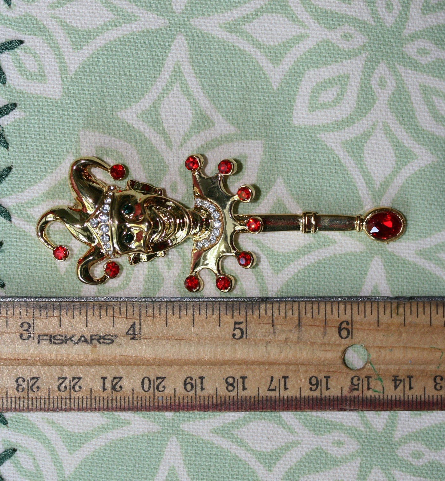 Rhinestone Clown Brooch Pin, Crystal Clown Face Pin Smiling Elegant Clown Lapel Pin