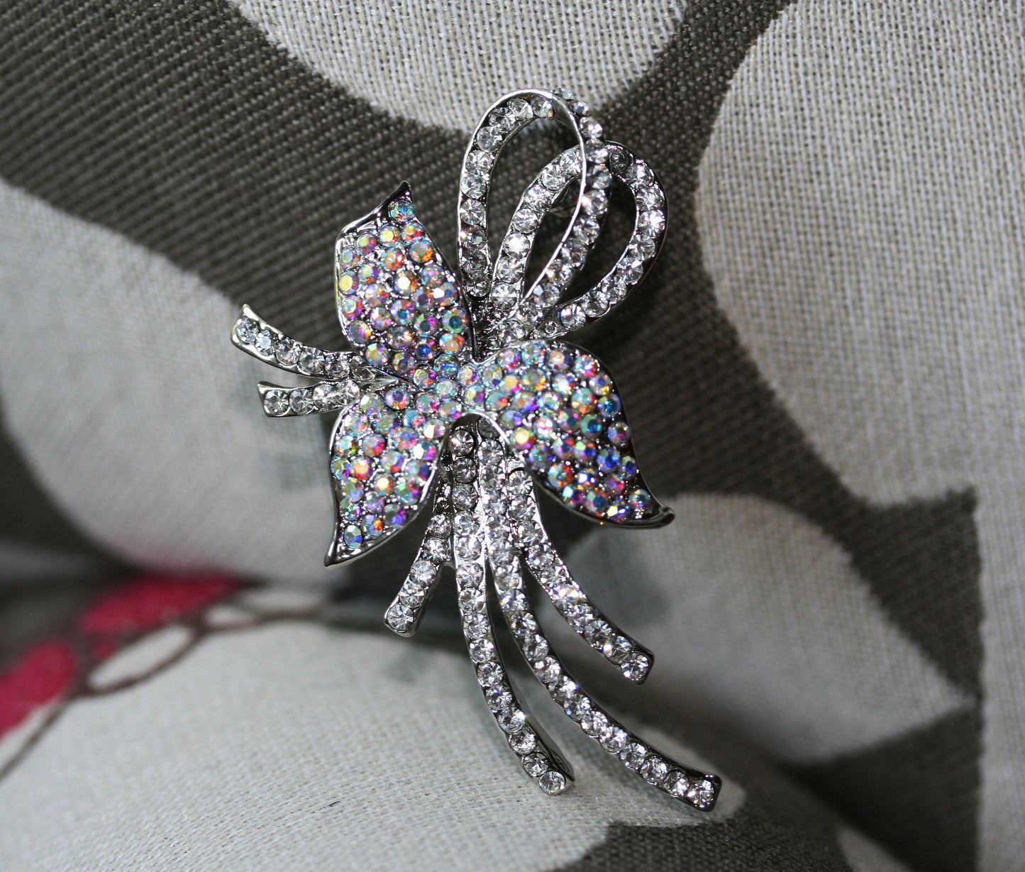 Clear Rhinestone Flower Brooch Pins Fashion Silver Tone Crystal Flower Wedding Corsage Party Jewelry Brooches Bridal Bouquet Pins