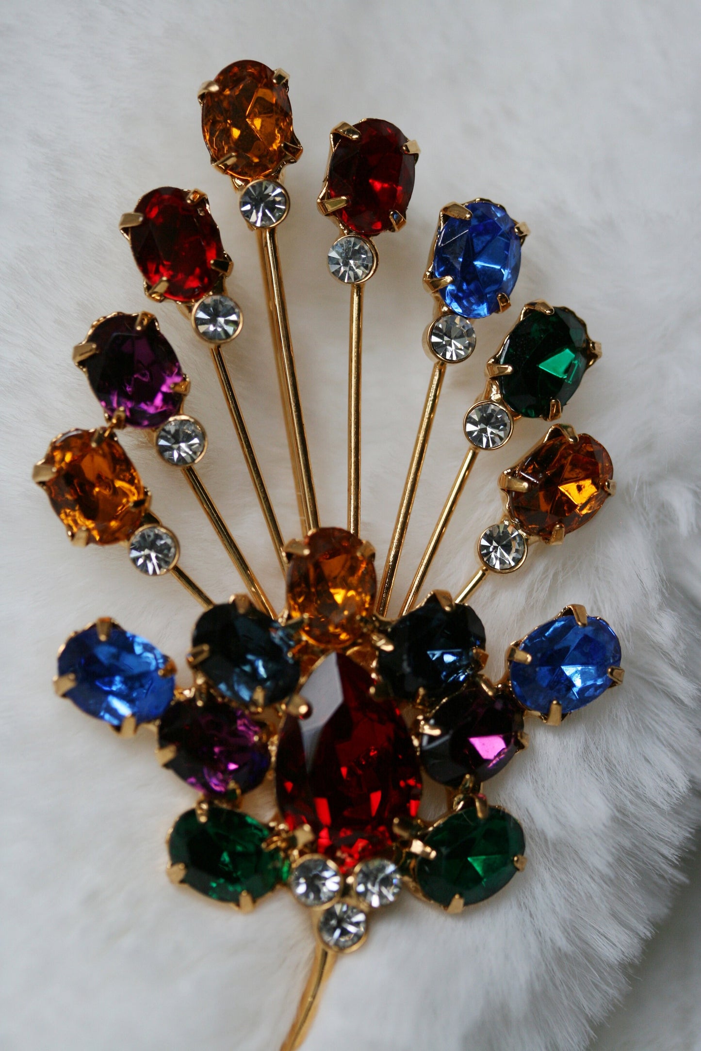 Big Crystal Balloon Brooches For Holiday, Birthday Party Rhinestone Brooch Pin Friends Gift