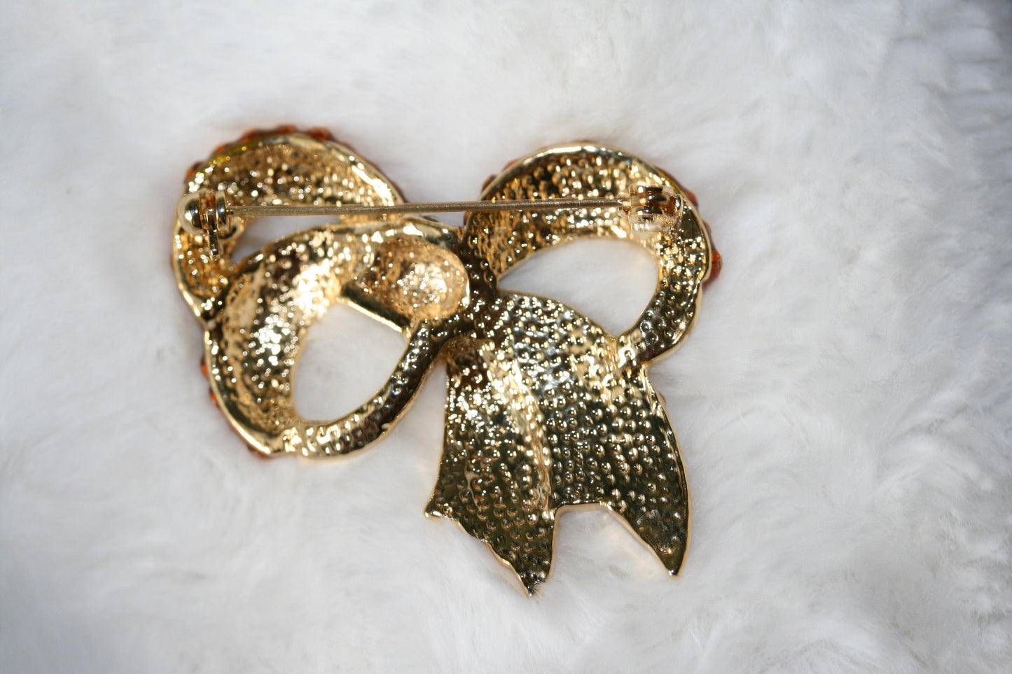 Crystal Rhinestone Two-tone Figural Bow Tie Brooch Pin CZ Ribbon Bridal Bowknot Bow Brooch Pins for Women
