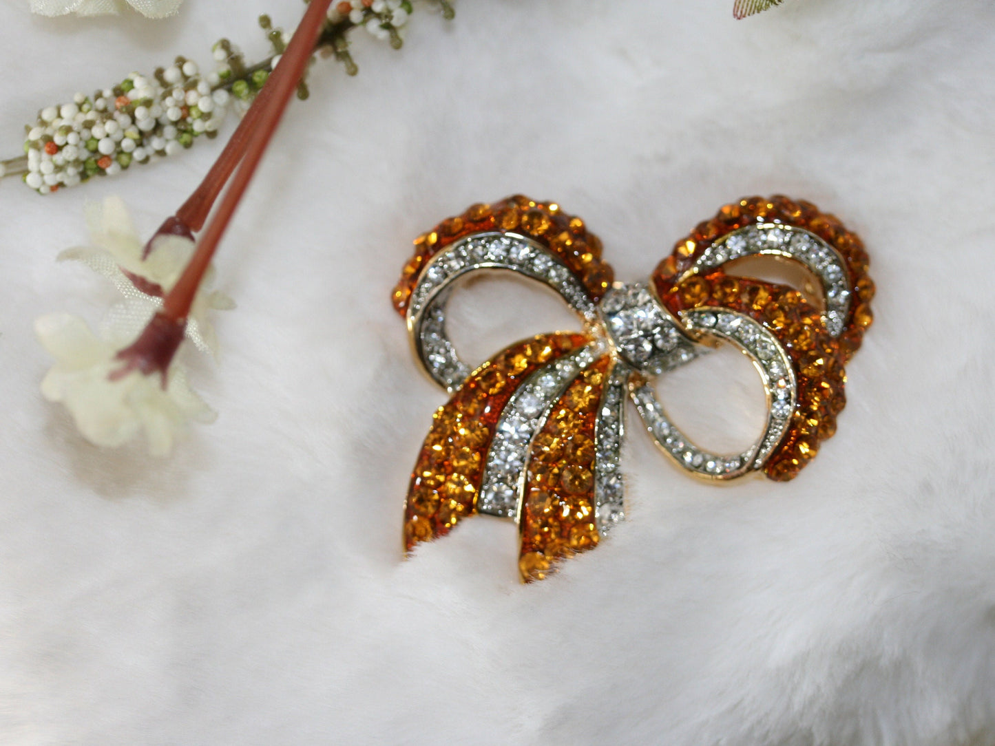 Crystal Rhinestone Two-tone Figural Bow Tie Brooch Pin CZ Ribbon Bridal Bowknot Bow Brooch Pins for Women