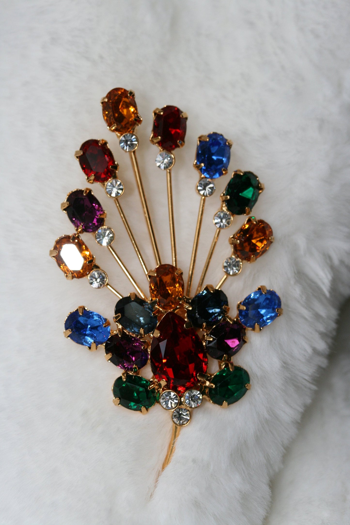 Big Crystal Balloon Brooches For Holiday, Birthday Party Rhinestone Brooch Pin Friends Gift