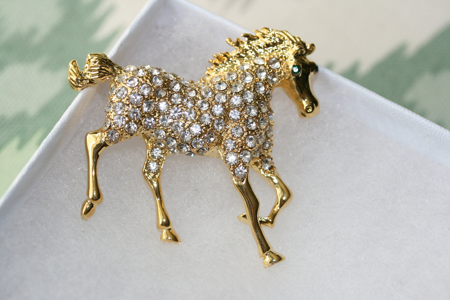 Rhinestone Gold-tone Galloping Horse Pin Horse Brooches Fashion Costume Pin Brooch jewelry gift
