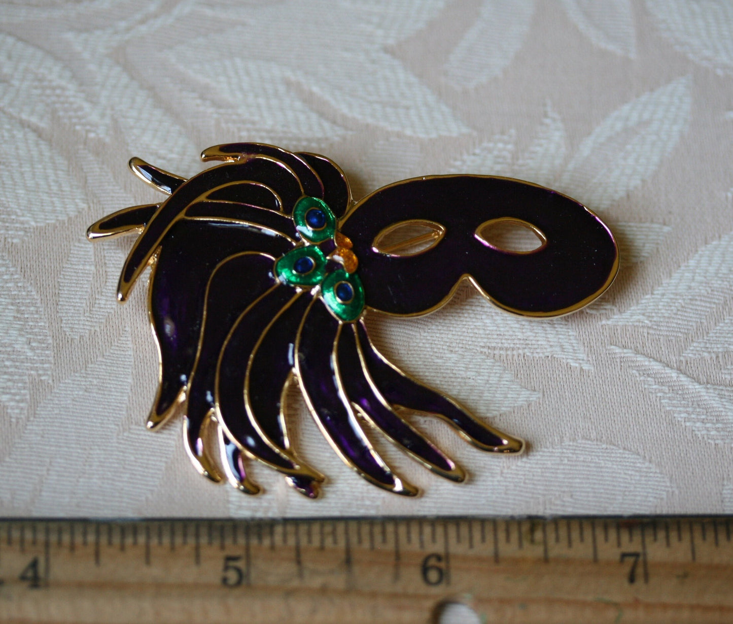 New Orleans Mardi Gras Mask Brooch Pin Enamel Rhinestones Gold Tone