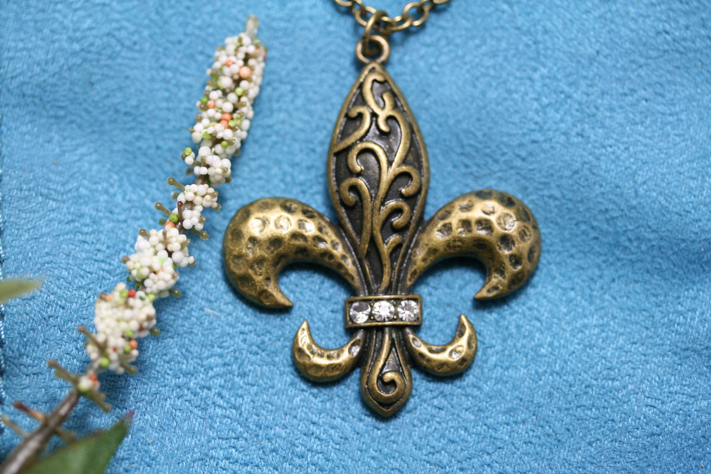 Vintage Rhinestone French Flower Fleur de Lis Pendant in Gold Antique Brass USA Metals Fleur De Lis Necklace