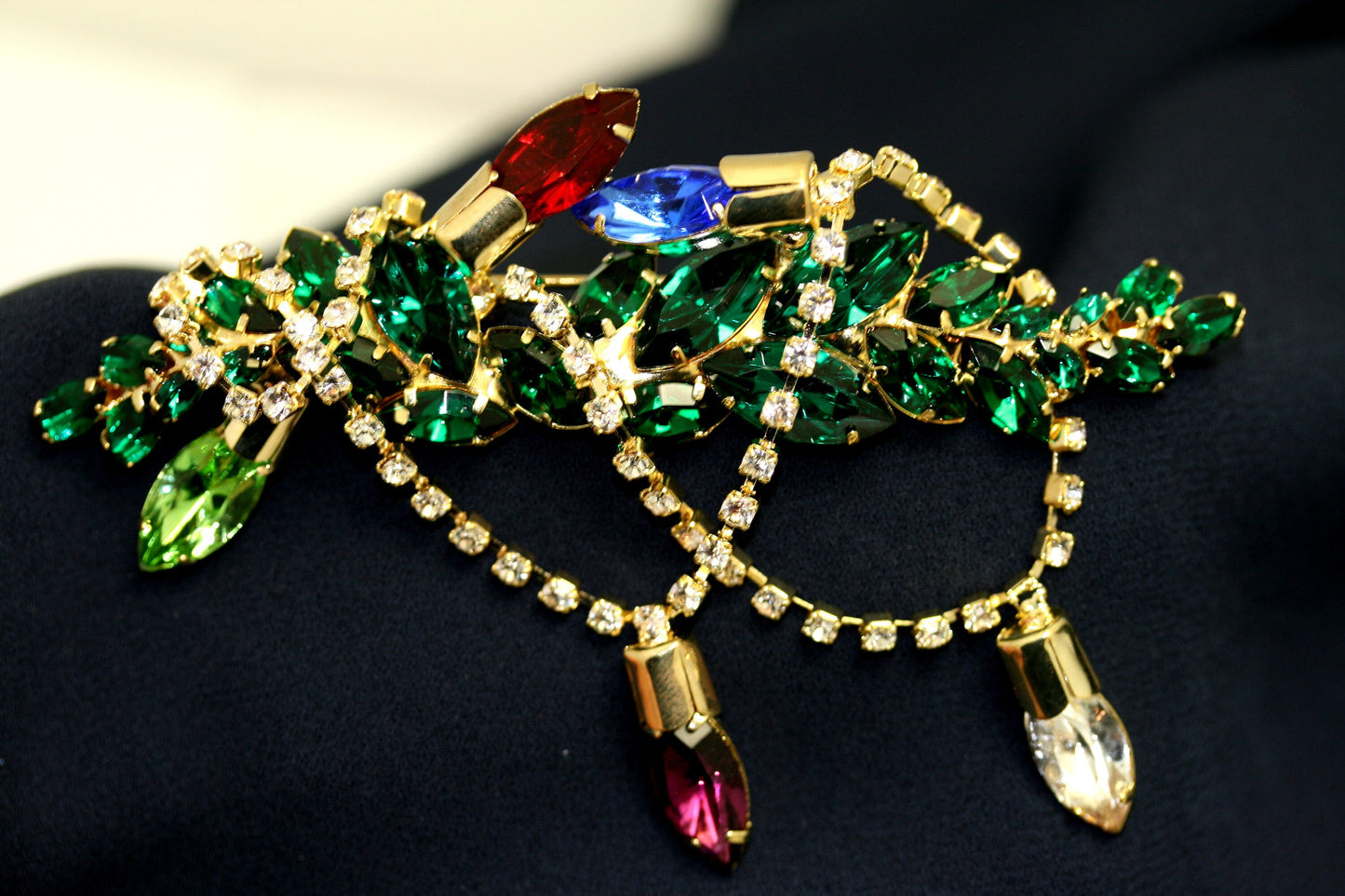 Vintage Design Christmas Lights Rhinestone Pin Brooch Festoon of Crystal Light, Xmas Holiday Light, Holiday Jewelry