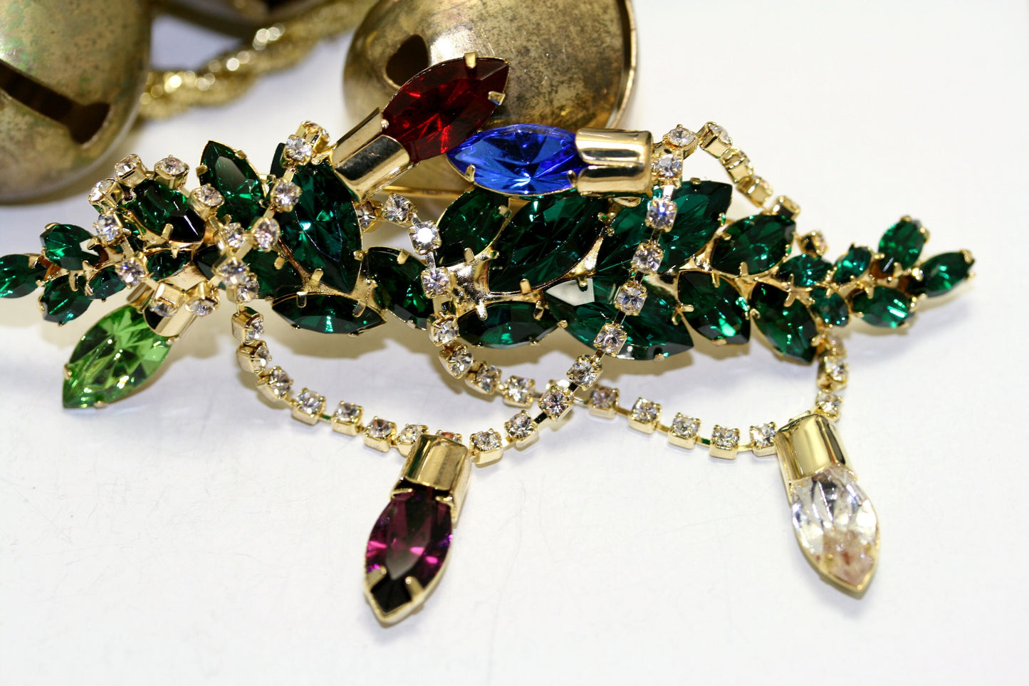 Vintage Design Christmas Lights Rhinestone Pin Brooch Festoon of Crystal Light, Xmas Holiday Light, Holiday Jewelry