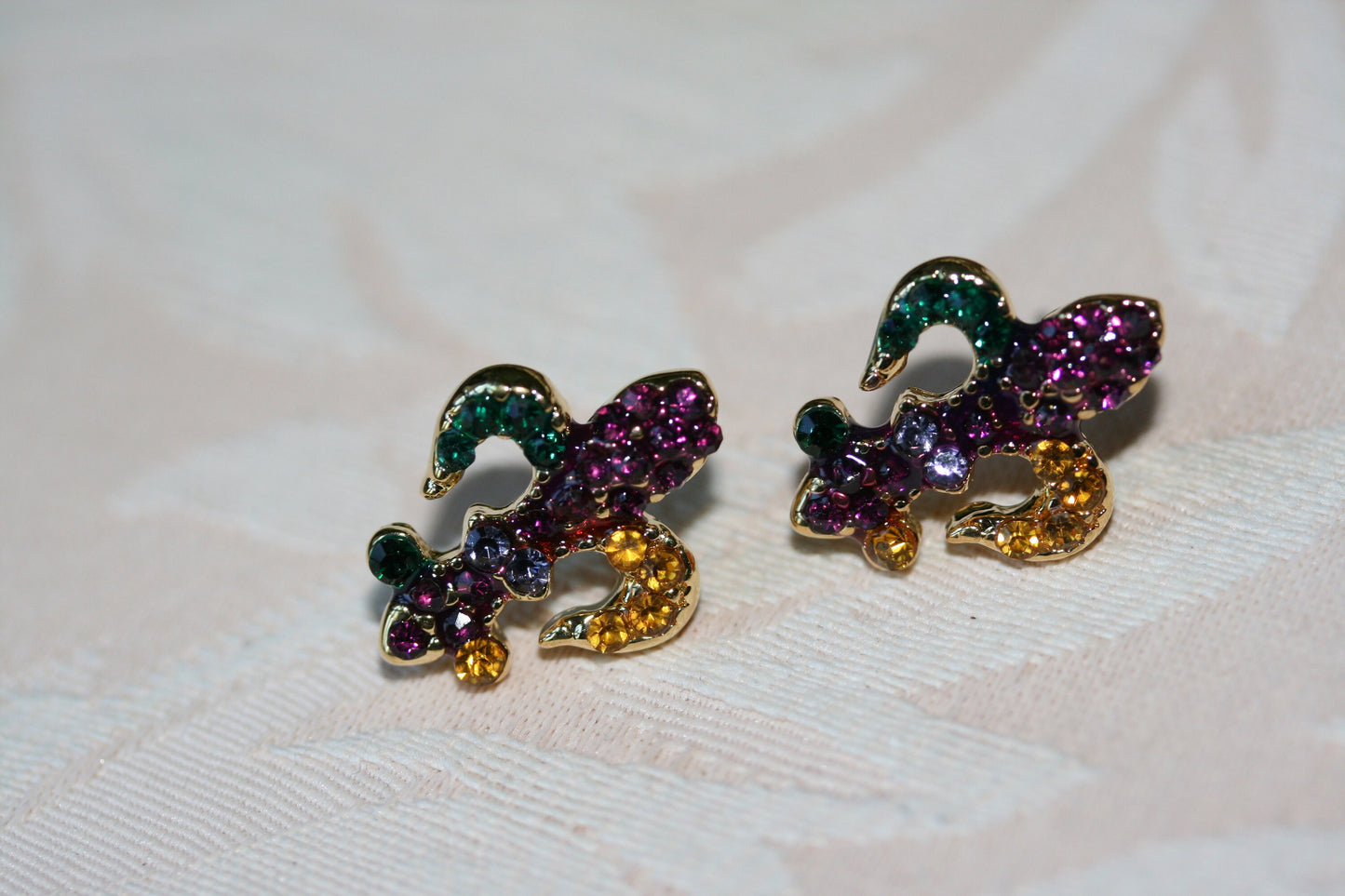Rhinestone Mardi Gras French Fleur De Lis Flower Floral Pin Brooch Pendant & Earring Set, Fleur De Lis Earrings Bride Jewelry Gift for Her