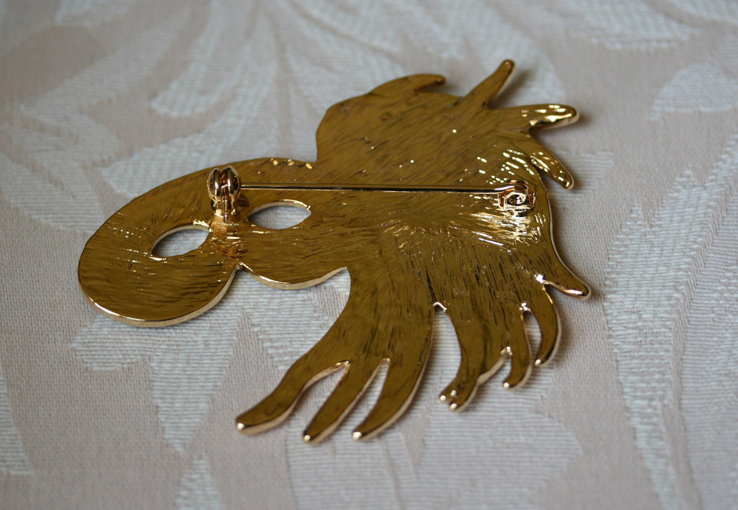 New Orleans Mardi Gras Mask Brooch Pin Enamel Rhinestones Gold Tone