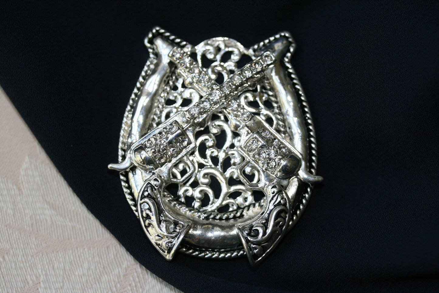 Flat Back Rhinestone Jewelry Wedding, Holiday decoration, Wild West pistol Jewelry DIY Jewelry NO PIN ,Nothing at Back