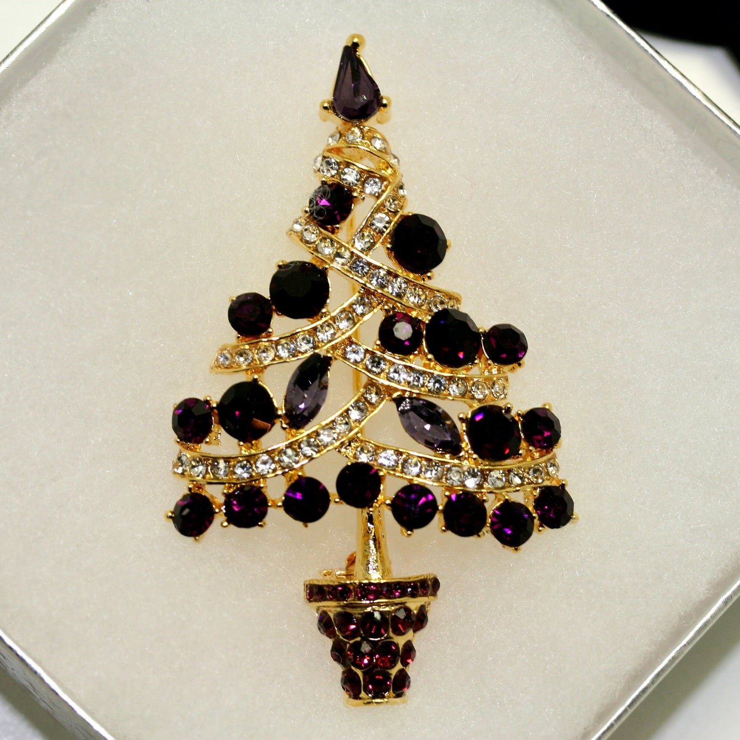 GORGEOUS PURPLE Rhinestone Christmas Tree Pin Brooch, Rich Holiday Xmas Tree Jewelry Gift