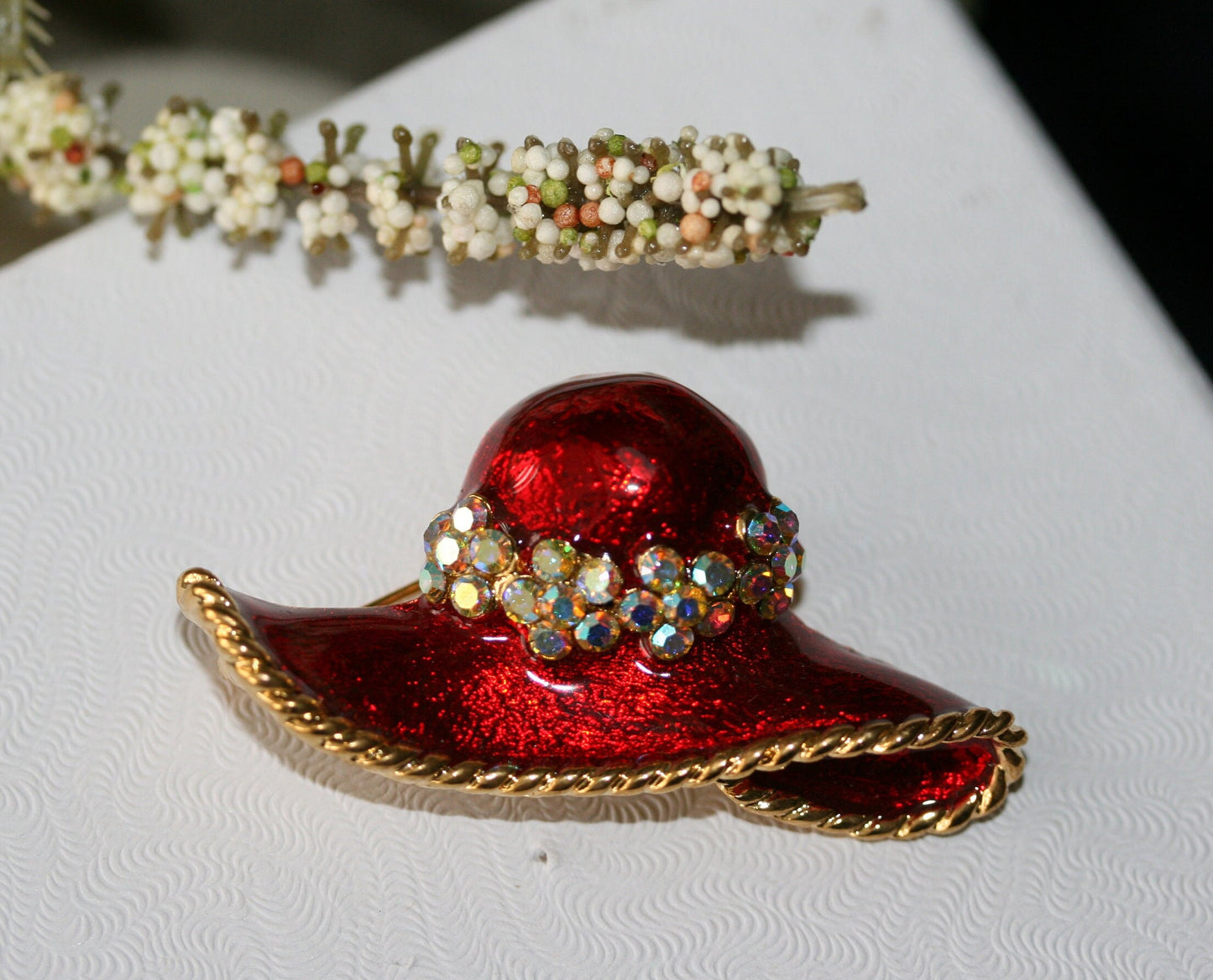 Red Hat Club Lapel Pin, Red Hat Club Post Earrings Fashion Red hat Pin and Earrings Set