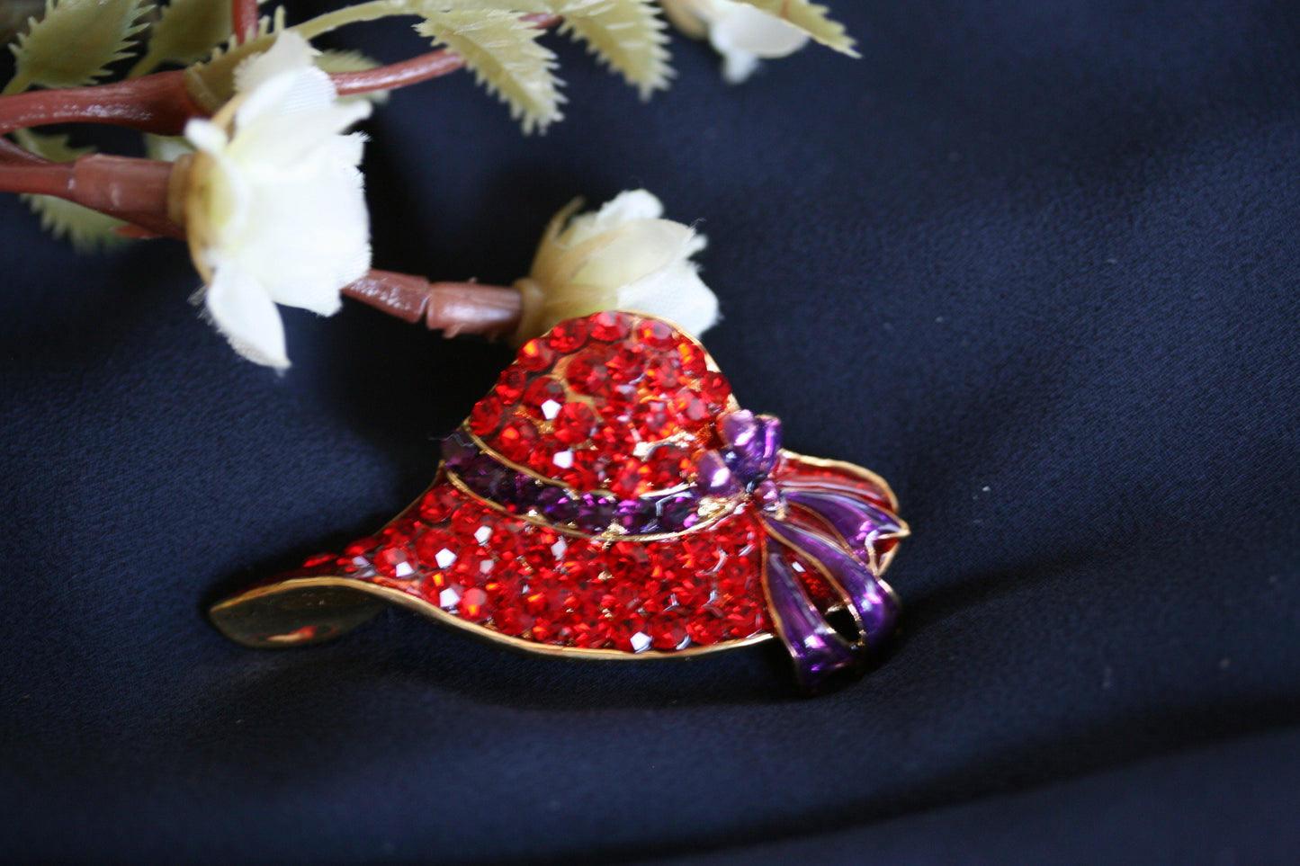 Rhinestone Red Hat Club Lapel Pin, Red Hat Club Post Earrings Fashion Crystal Red hat Brooch and Earrings Set