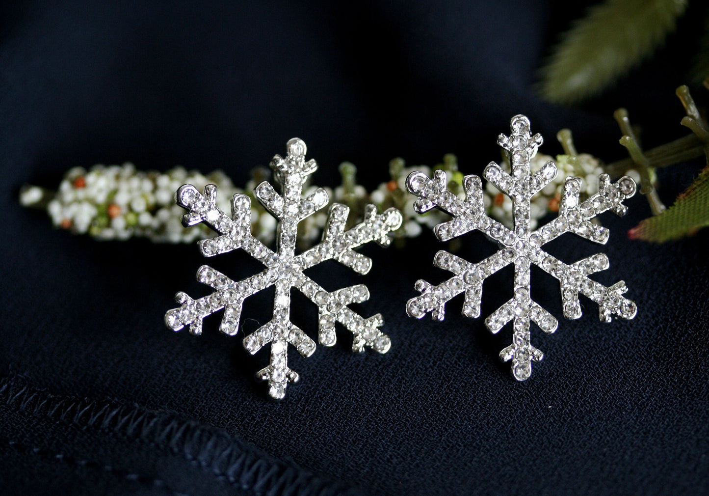 Rhinestone Snowflake Post Stud Earring, Crystal Christmas Holiday Jewelry, Winter Snowflake Earring