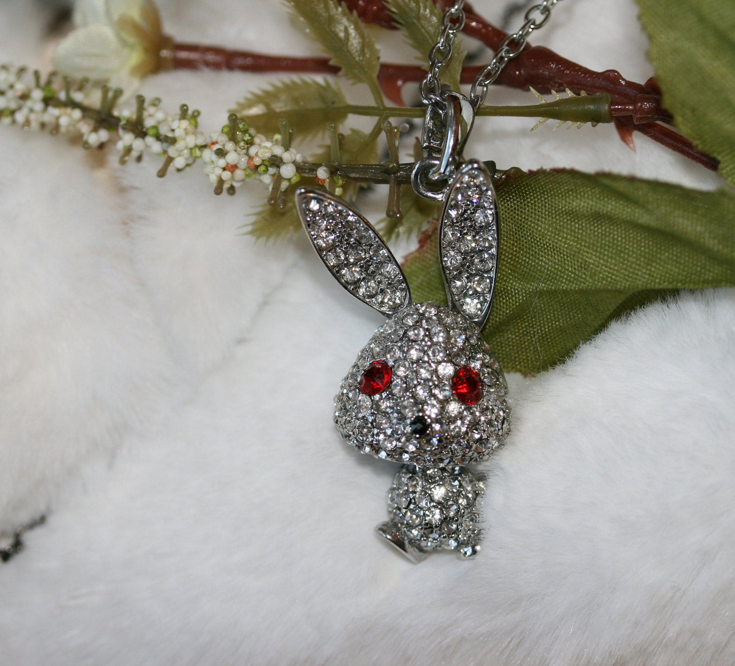 Silvery Tone Crystal Rhinestone Bobble Anime Bunny Rabbit Pendant Necklace