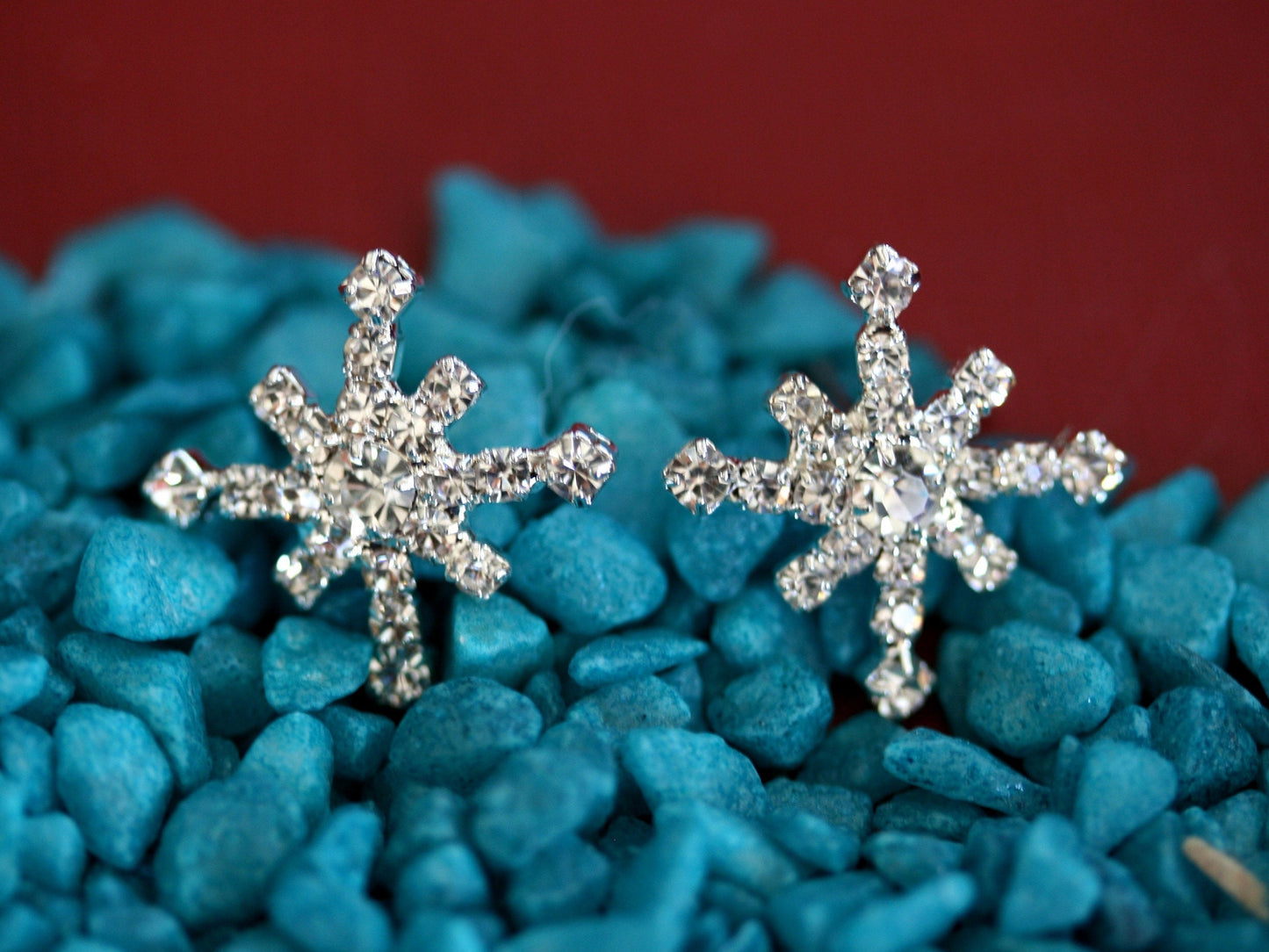 Rhinestone Silver-tone Christmas snowflake Stud earring woman metal CZ crystal, Holiday Fashion Jewelry Gift