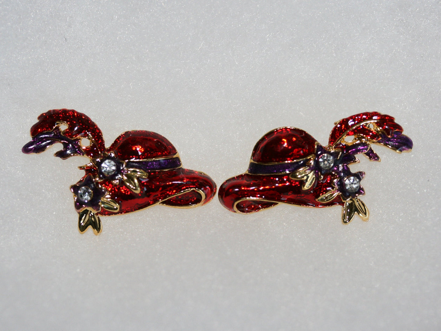 Red Hat Club Lapel Pin, Red Hat Club Post Earrings Fashion Red hat Brooch and Earrings Set