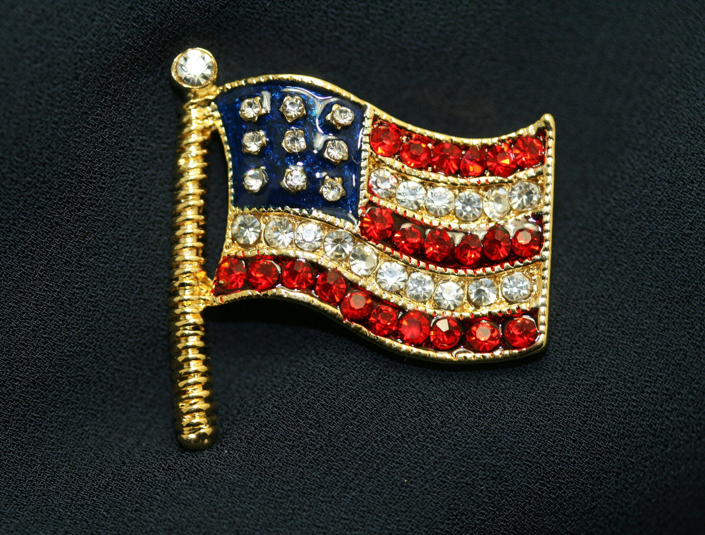 American Flag Brooches Lapel Pins USA National Flag Sparkling Crystal Rhinestone 4th of July Patriotic Jewelry
