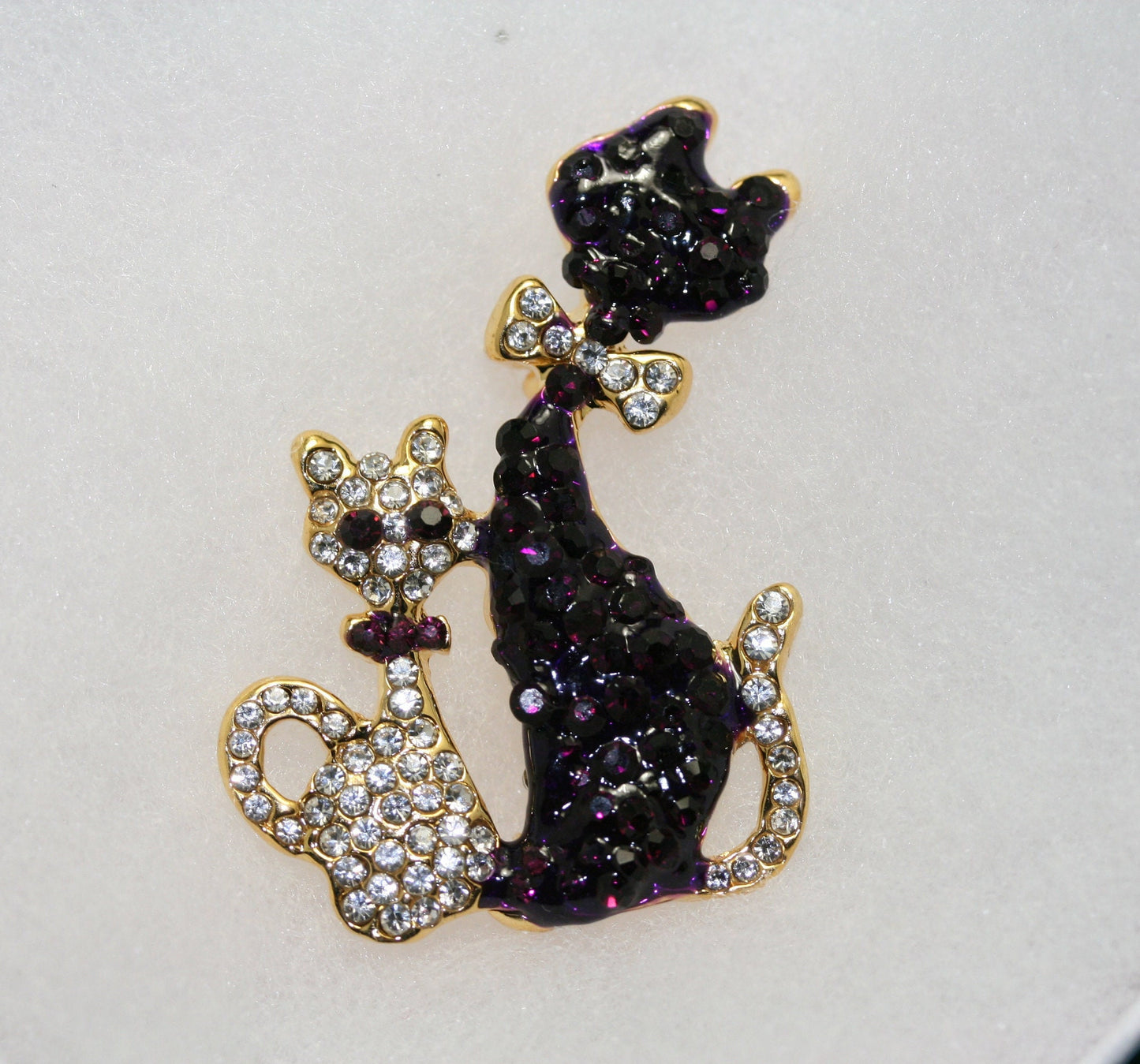 Vintage Purple Crystal Diamond Amethyst Rhinestone cat Pin Brooch Cats Ladies Pins