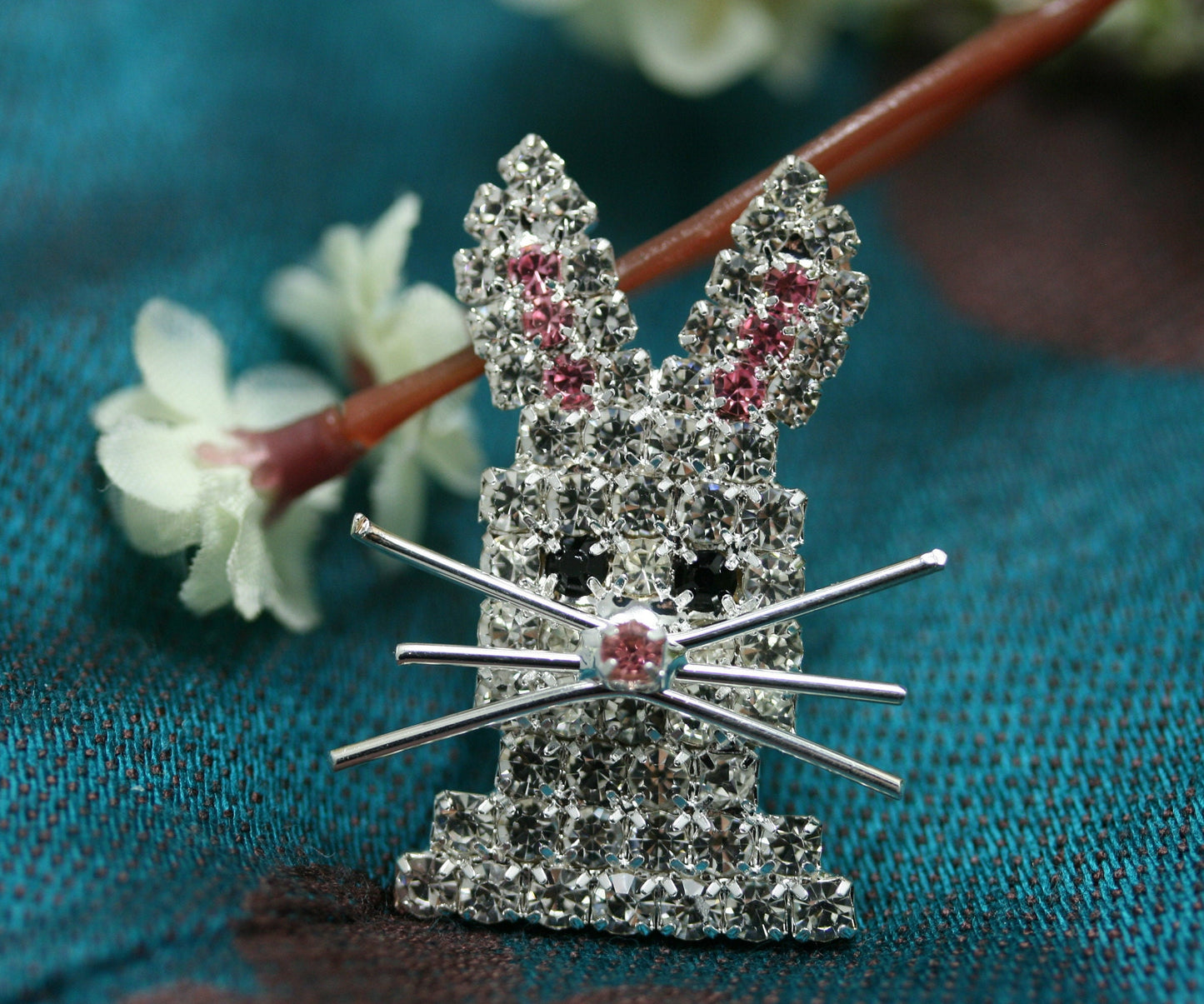 Rhinestone Easter Bunny Brooch and Earrings Set, Easter Rabbit Pin, Easter Rabbit Earrings, Easter Jewelry Gift