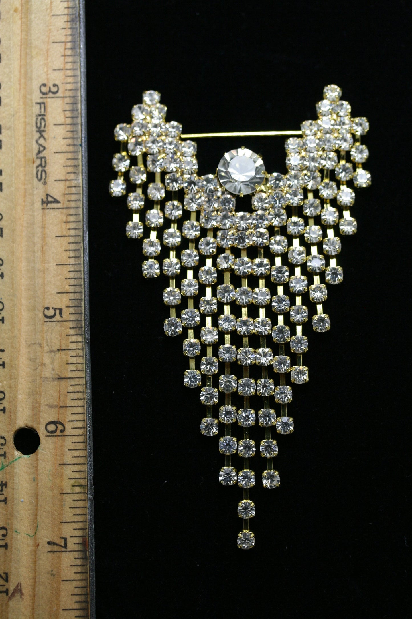 Vintage Large Rhinestone Winged Angel Brooch Clear Waterfall Crystal Angle Brooch Angel Dangle Fringed Tassel Christmas angel Jewelry Pin