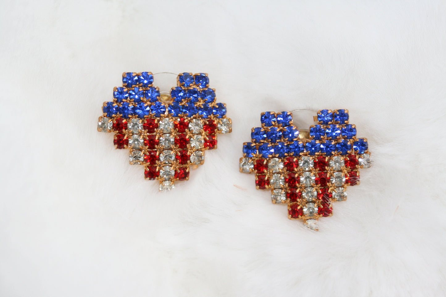 Rhinestone Embellished American USA Flag Heart Stud Earring Gold-Tone patriotic USA Flag Heart Earrings