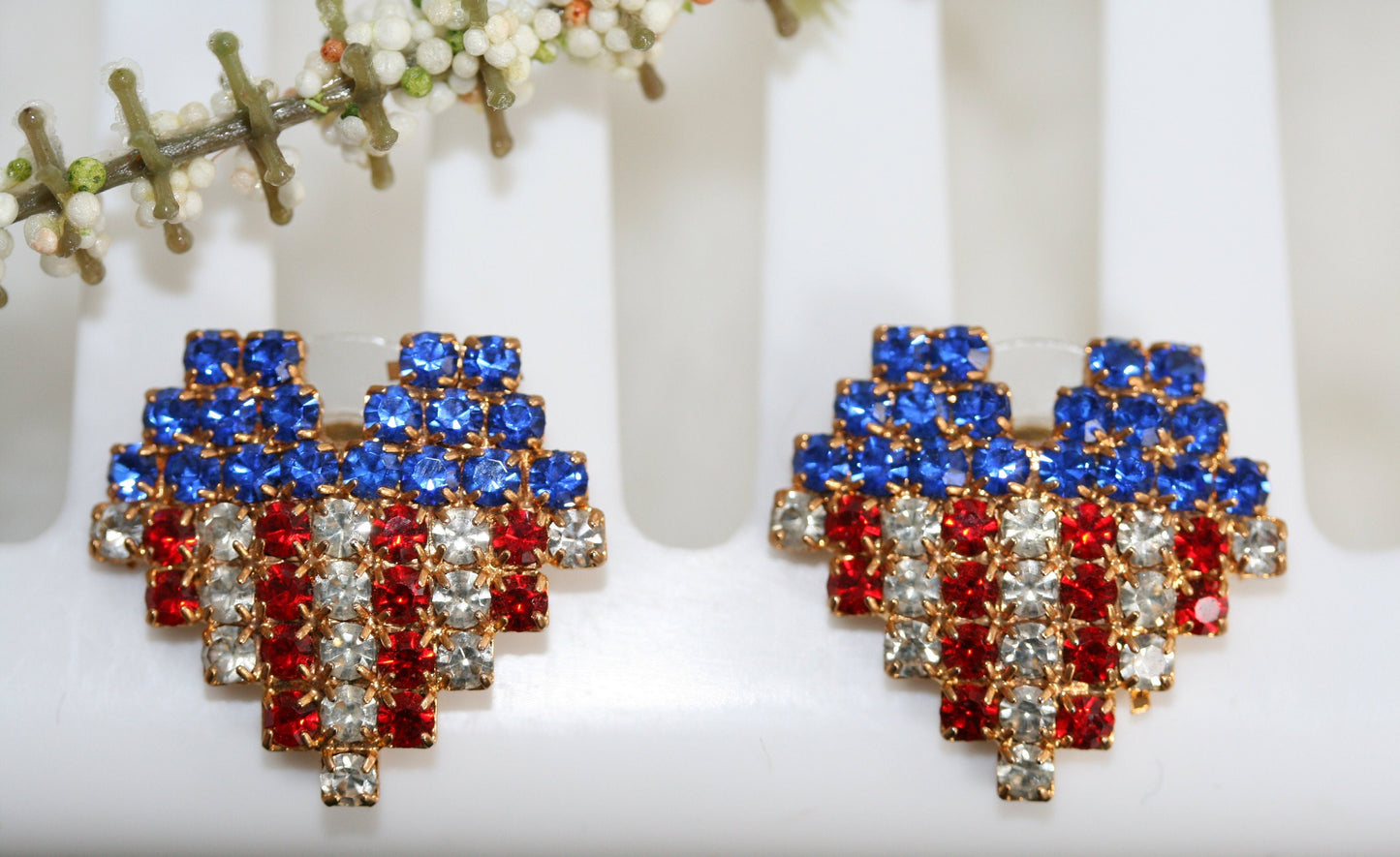Rhinestone Embellished American USA Flag Heart Stud Earring Gold-Tone patriotic USA Flag Heart Earrings