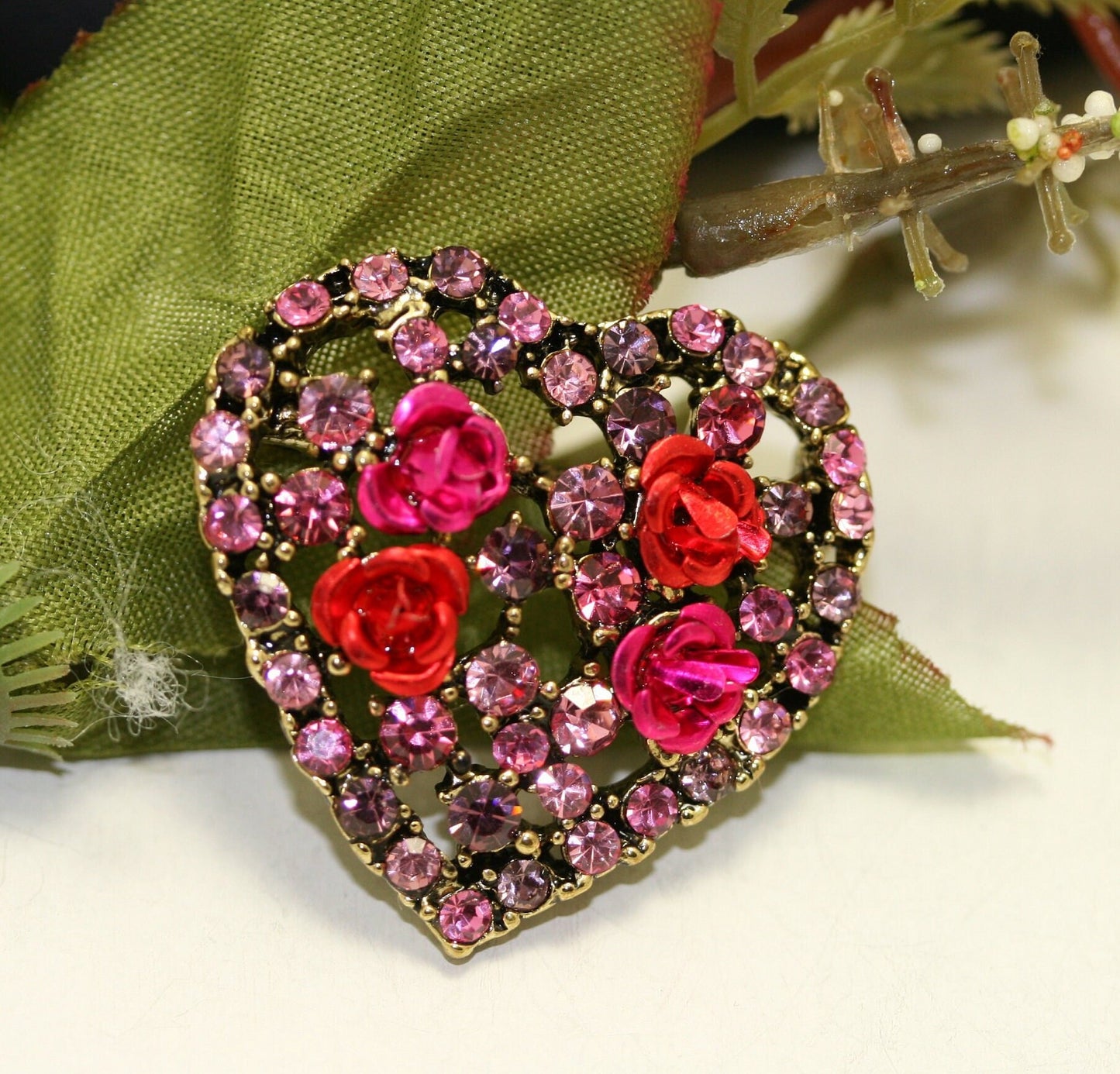 Rhinestone Valentine's Day Heart With Roses Pin Brooch, Valentine's Da Jewelry Gift For Her