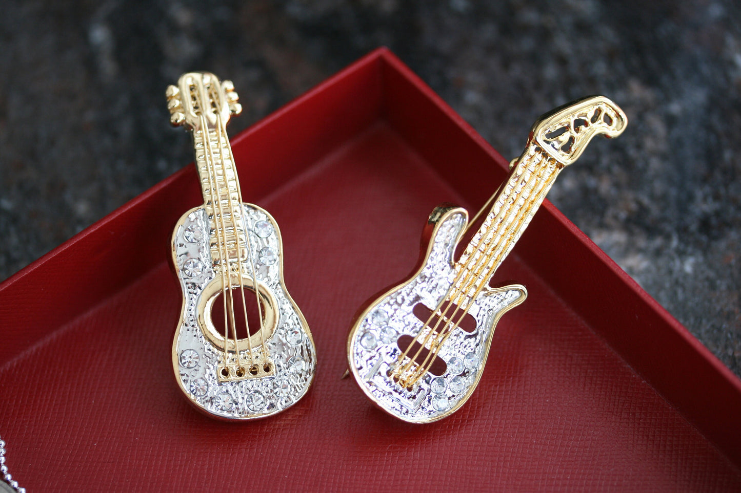 Golden Tone Clear Crystal Colored Rhinestones Acoustic Guitar, Electric Guitar Brooch Pin