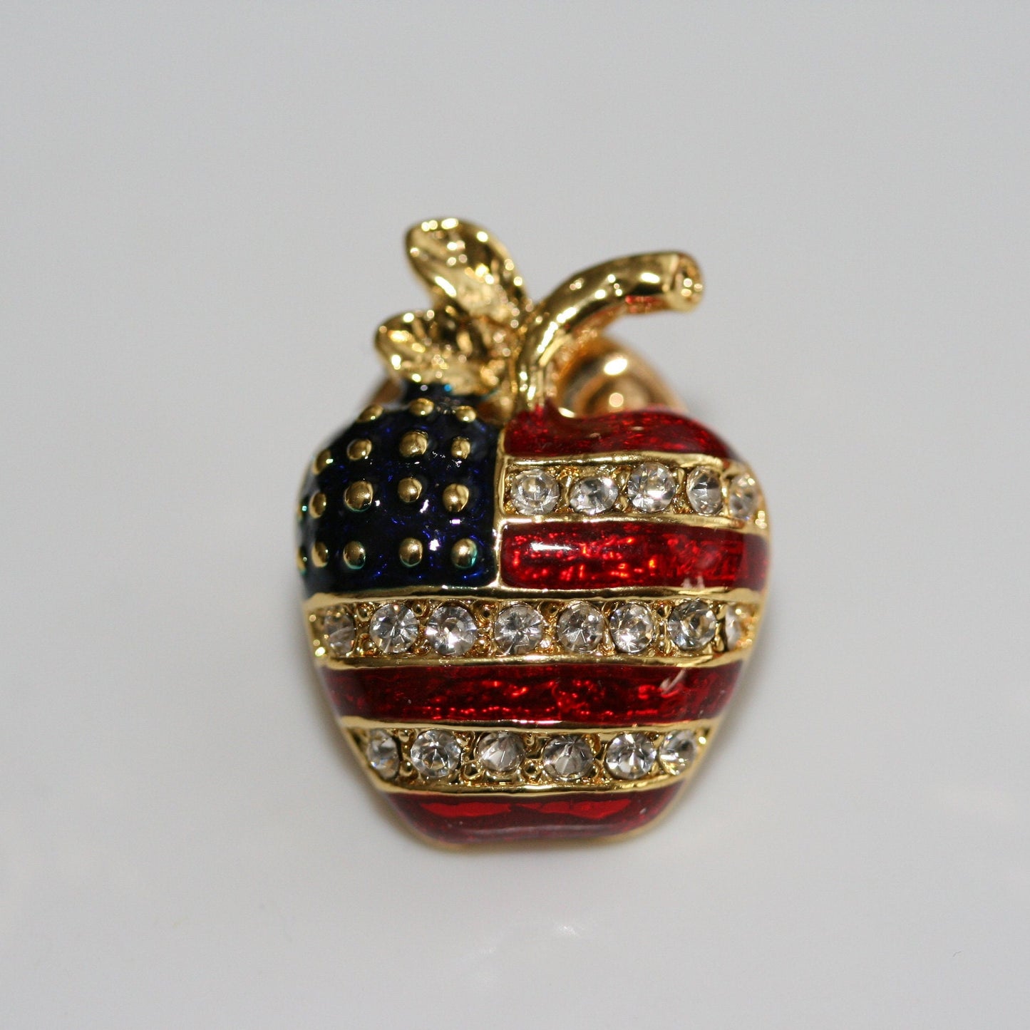 Patriotic America USA Flag Clover Tac Pin, Patriotic America USA Flag Apple Tac Pin Patriotic America USA Flag Heart Tac Pin,