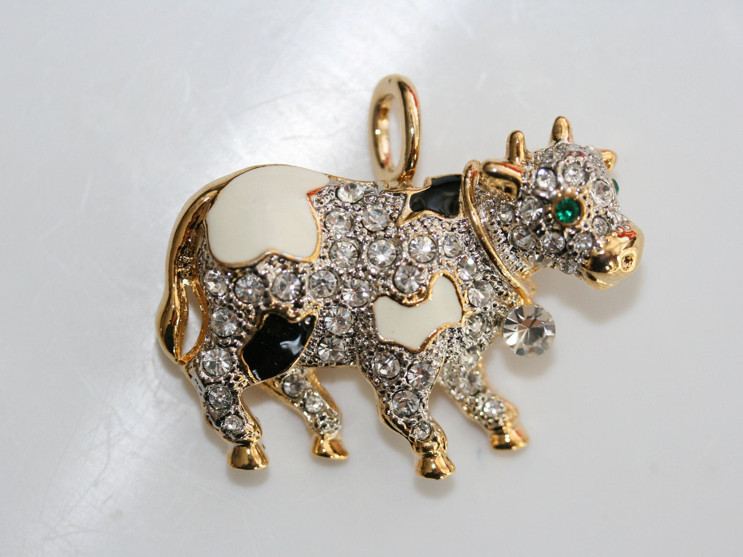 Vintage Sparkling Crystal Rhinestone COW Brooch/Pin, Barn Animals Pin, Country Brooch