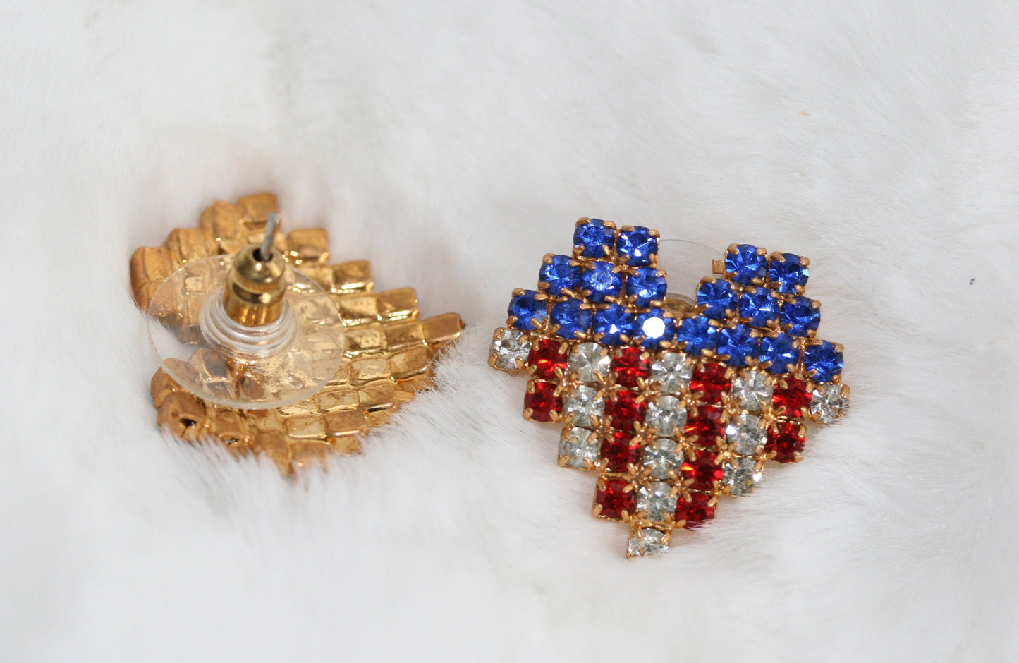 Rhinestone Embellished American USA Flag Heart Stud Earring Gold-Tone patriotic USA Flag Heart Earrings