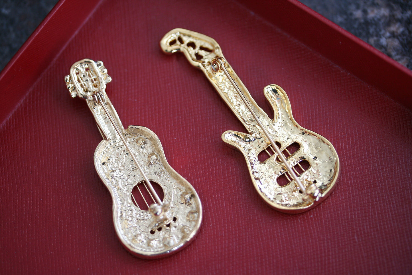 Golden Tone Clear Crystal Colored Rhinestones Acoustic Guitar, Electric Guitar Brooch Pin