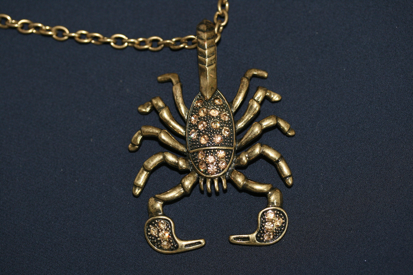 Scorpion Necklace Pendant Black Pave Sparkling Realistic Scorpion Scorpio Zodiac Silver Charm Bead Pendant Halloween Costume Jewelry Gift