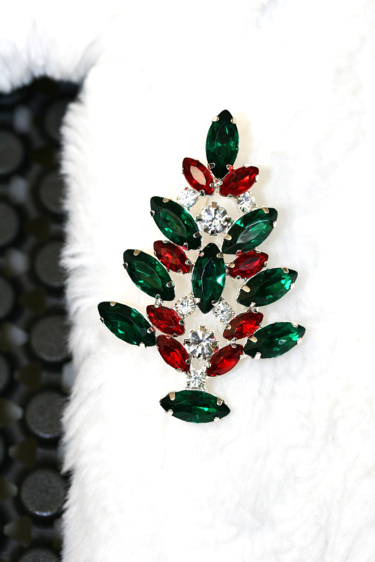 Christmas Tree Brooch Pin, Rhinestone Xmas Tree Pin, Christmas Tree Holiday Jewelry