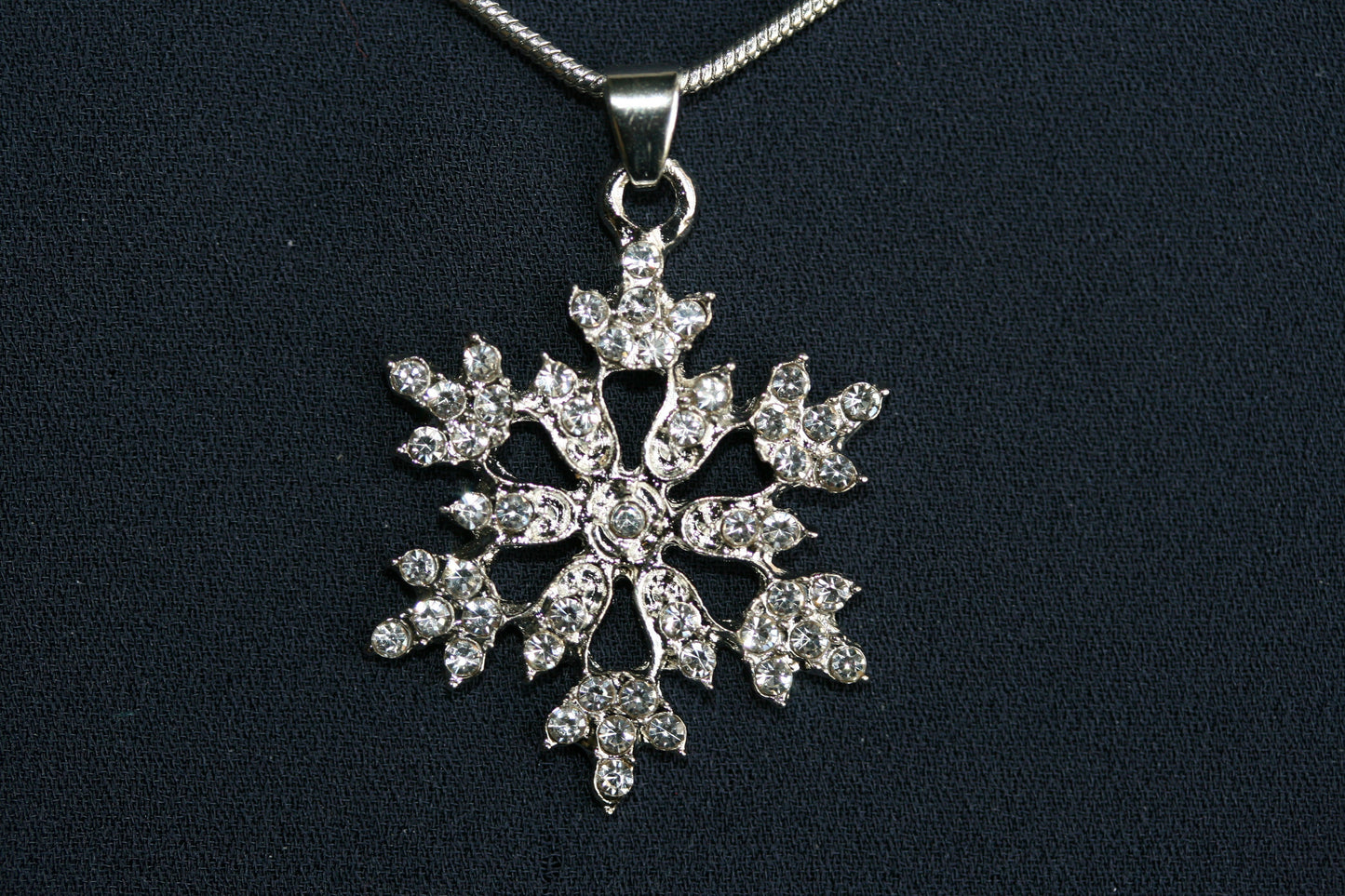 Snowflake Pendant, Snowflake earrings Christmas Snowflake Necklace Set Jewelry