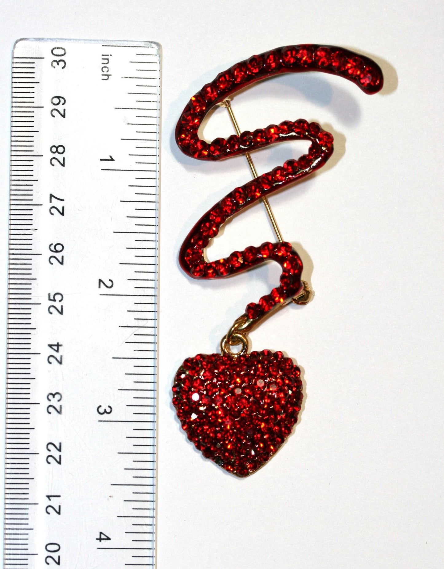 Valentines Heart Brooch Vintage Ruby Red Rhinestone Dangling Heart Brooch Pin, Valentine Hearts Jewelry For Her