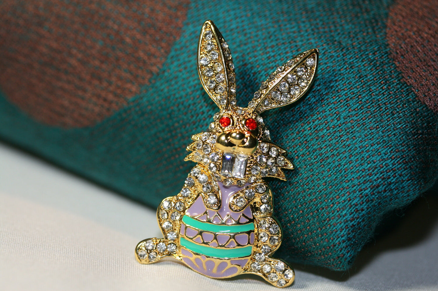 Golden Easter Bunny Crystal Brooch Pin Easter Bunny holds Easter Egg Brooch Rhinestone Bunny Pin