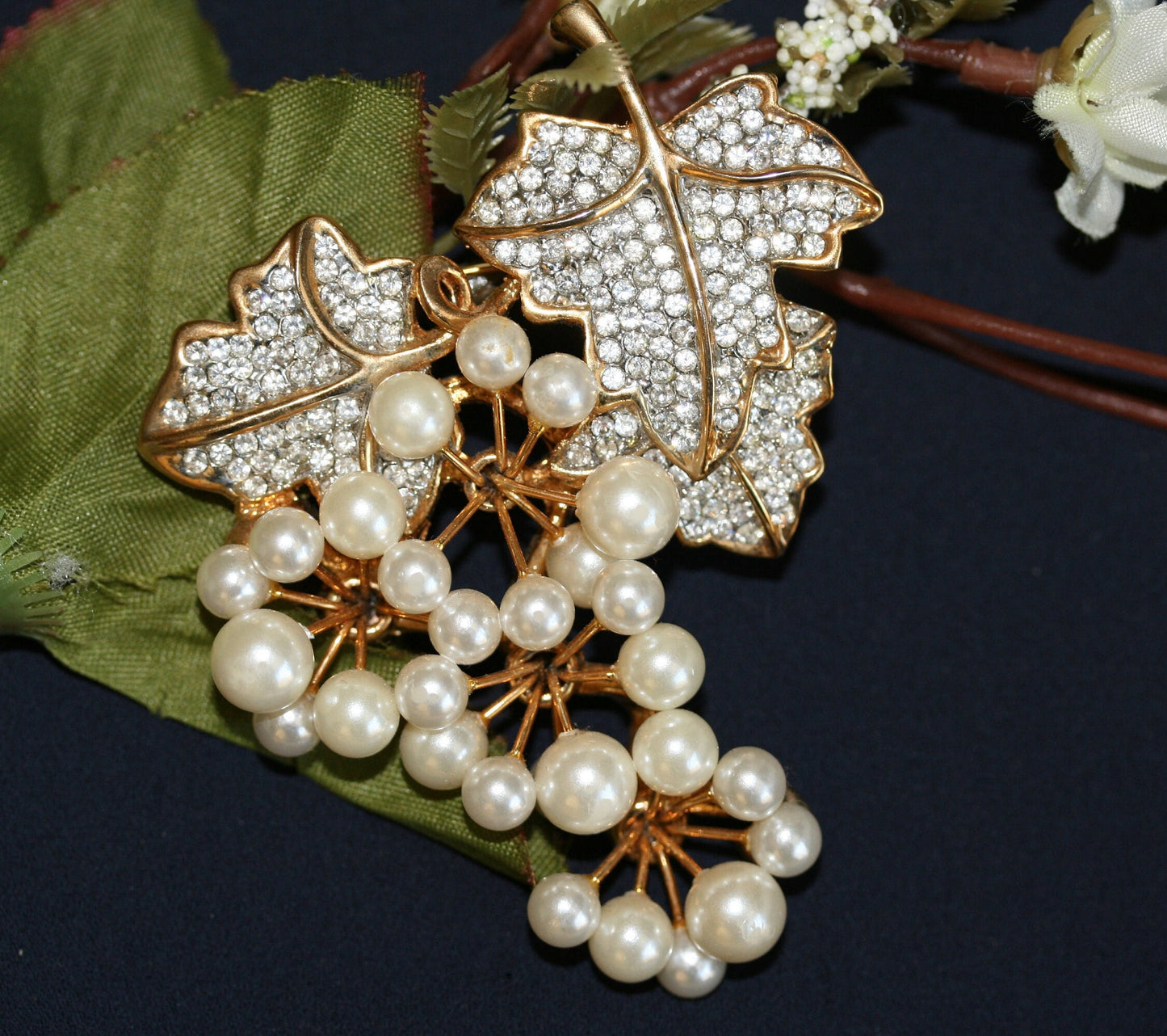 Vintage Pave Rhinestones & Faux Pearls Gold Tone Grape Bunch Brooch Pin