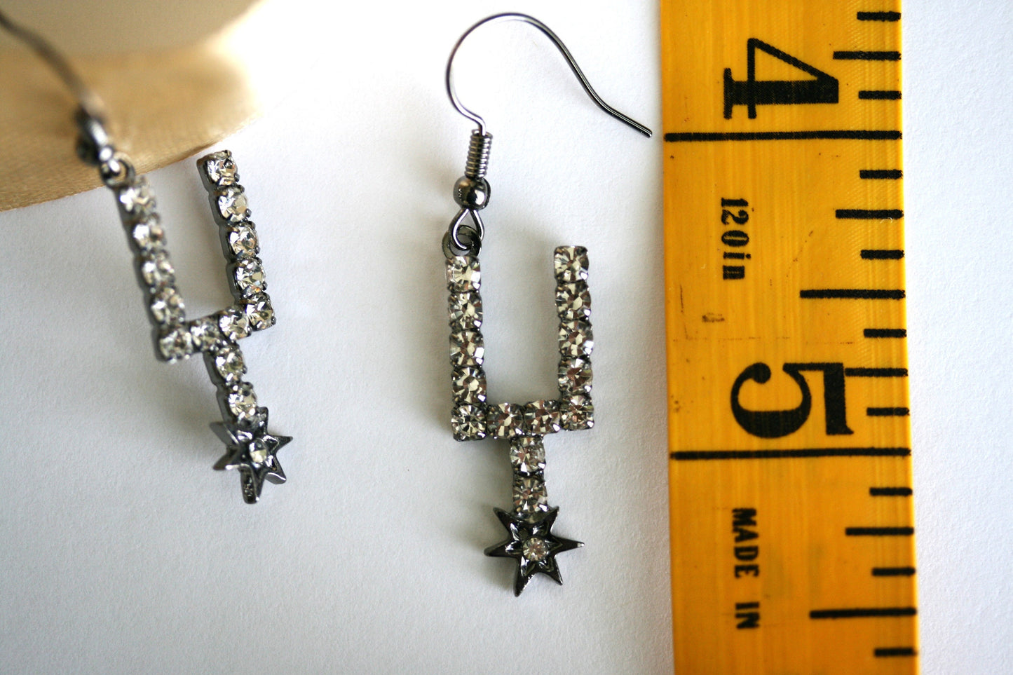 Antique Silver Spurs Dangle Drop Earrings, Rhinestone San Antonio Spurs Earrings Dangle Earrings For Team Spurns