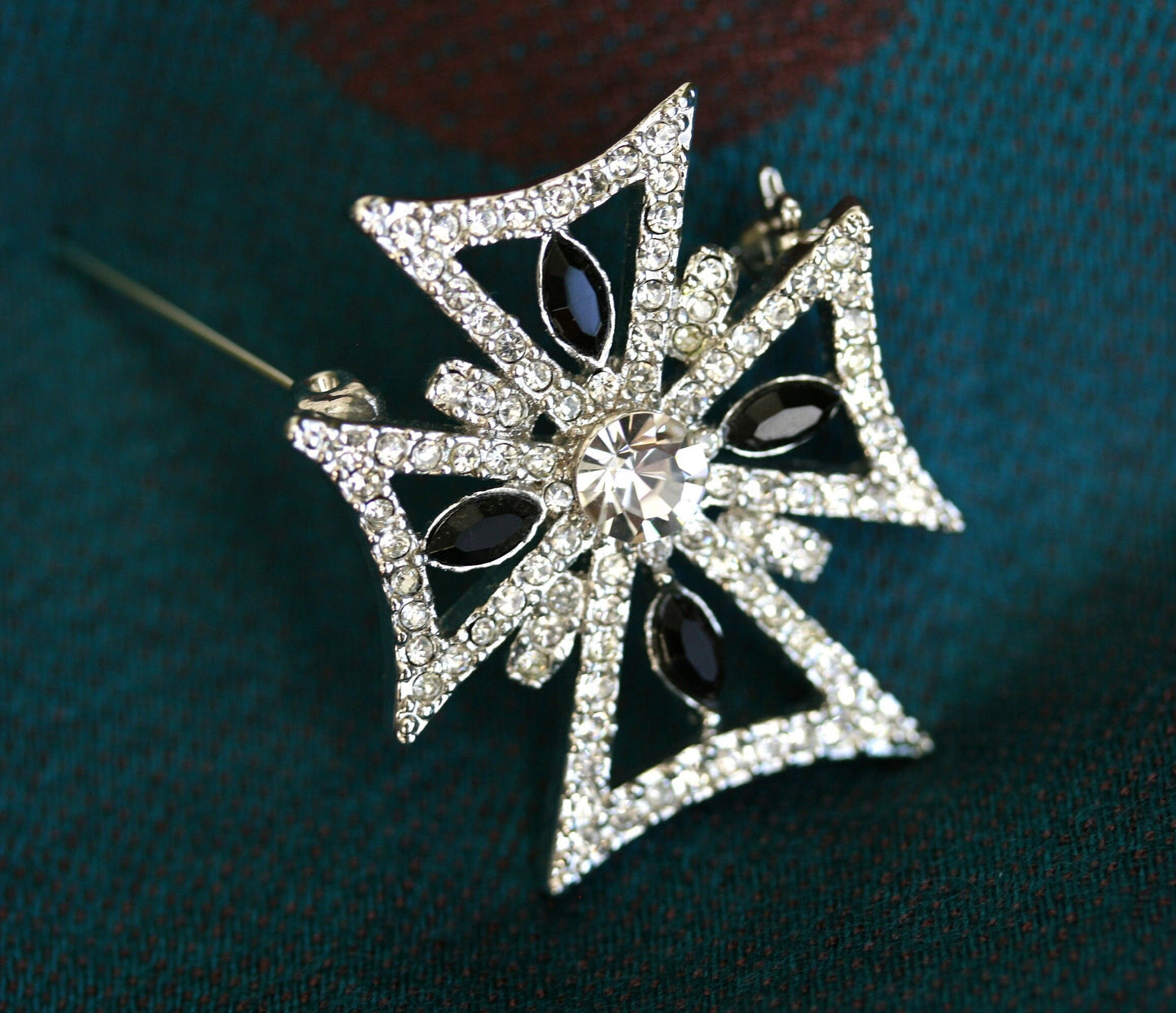 Vintage MALTESE CROSS Brooch Pin Silver plated With Black and Clear Crystal