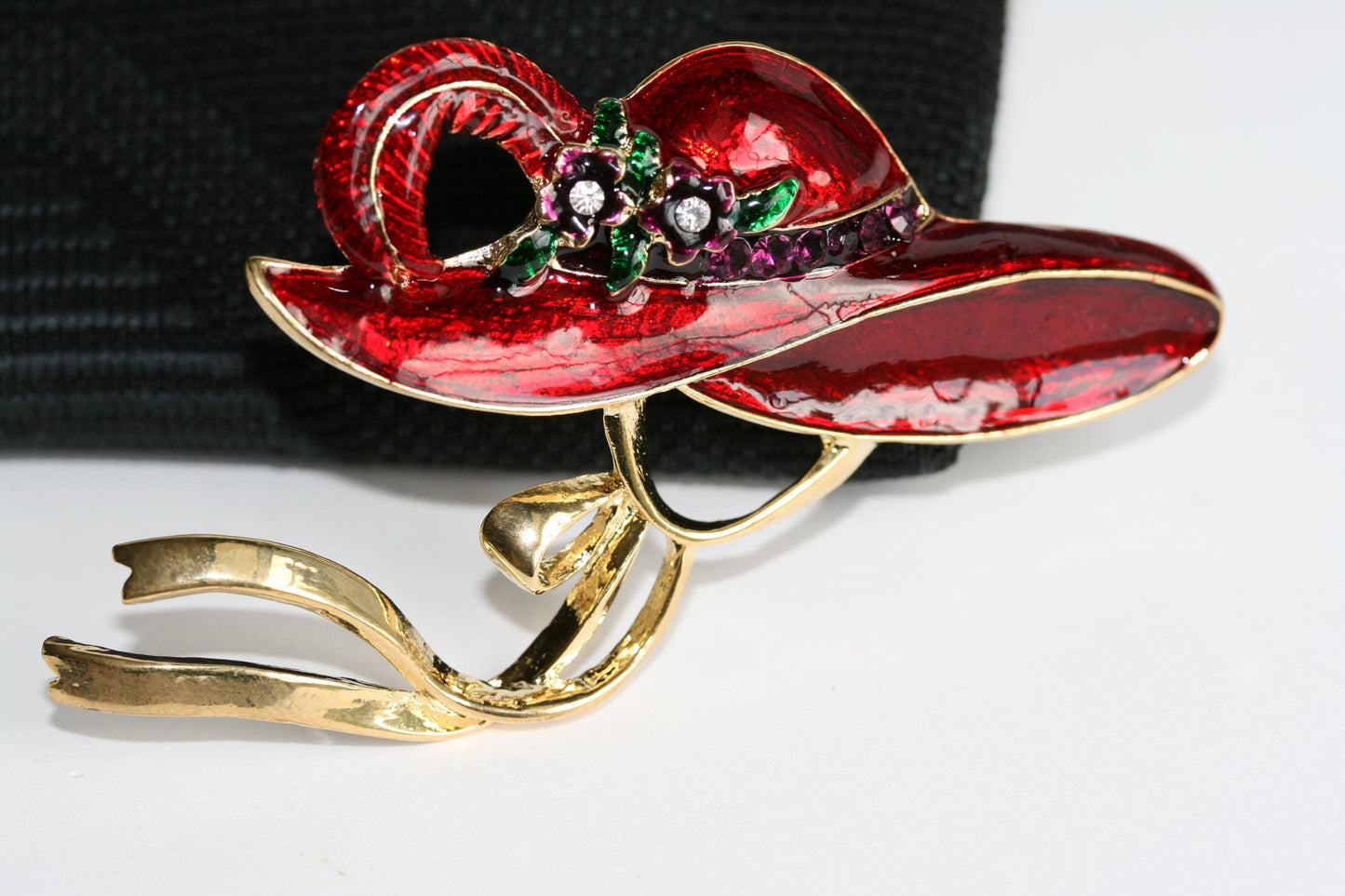 Red Hat Society Vintage Red Enamel Brooch Pin Red Hat Pin