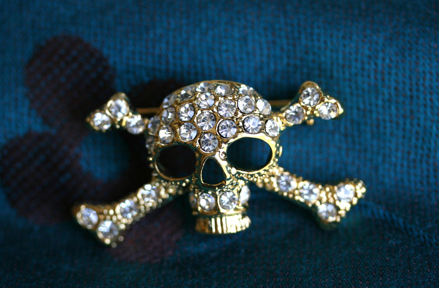 Skull Crossbones Gold Metal Blinged Rhinestones Brooch Crystal Skull Pin